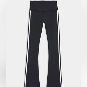Brand new Splits59 Raquel High Waist Flare Legging